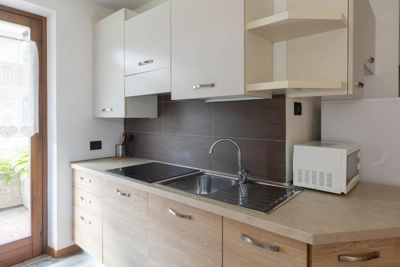 Residence Alessio Bezzecca Bagian luar foto