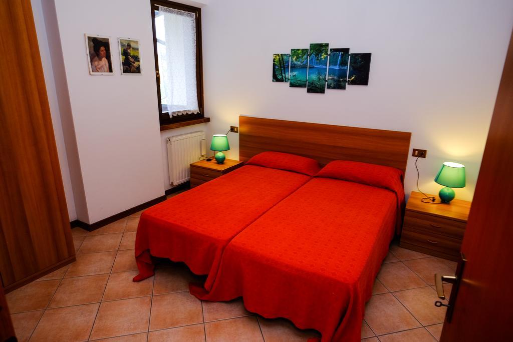 Residence Alessio Bezzecca Bagian luar foto